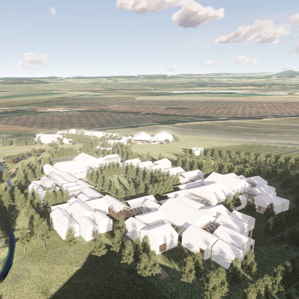 Representa&ccedil;&atilde;o 3D do centro educativo rodeado por campos e &aacute;rvores.